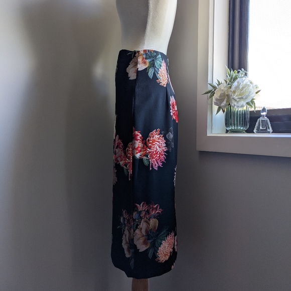 Zara - High-waisted skirt - Picture 2 of 4